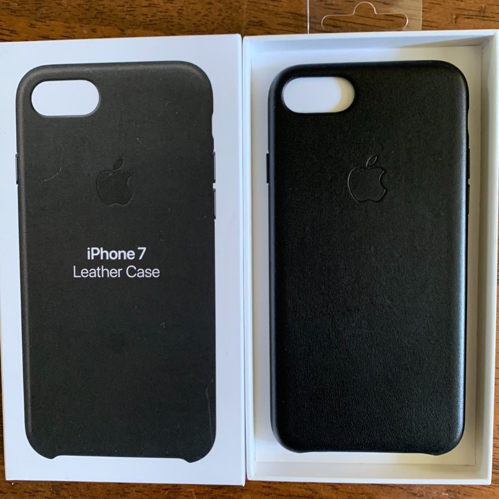 iPhone 7 Leather Case - Black
